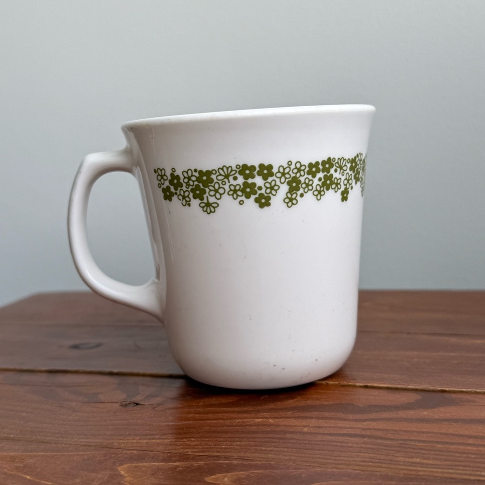 Green Spring Blossom Crazy Daisy Vintage Corningware Mug Cup